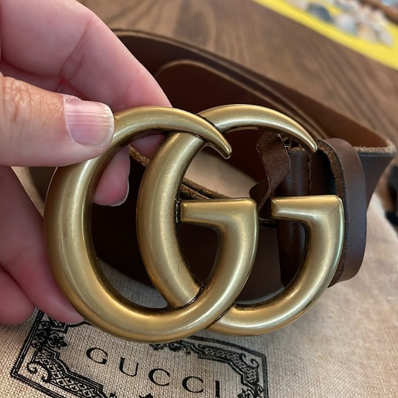 Authentic Gucci brown belt with gold buckle - Picture 8 of 15